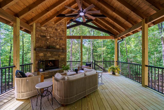 288 Hoot Owl Hill, Morganton, GA 30560