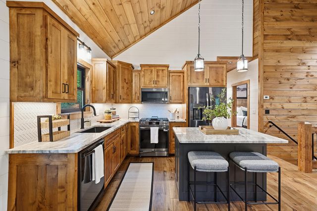 288 Hoot Owl Hill, Morganton, GA 30560
