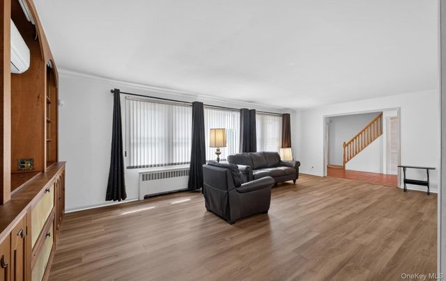 1710 Saint Marks Avenue, North Merrick, NY 11566