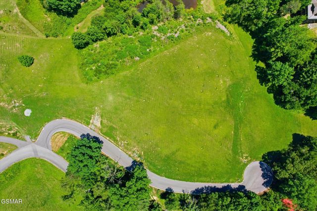 1 Max Ridge Lane, Sevierville, TN 37862