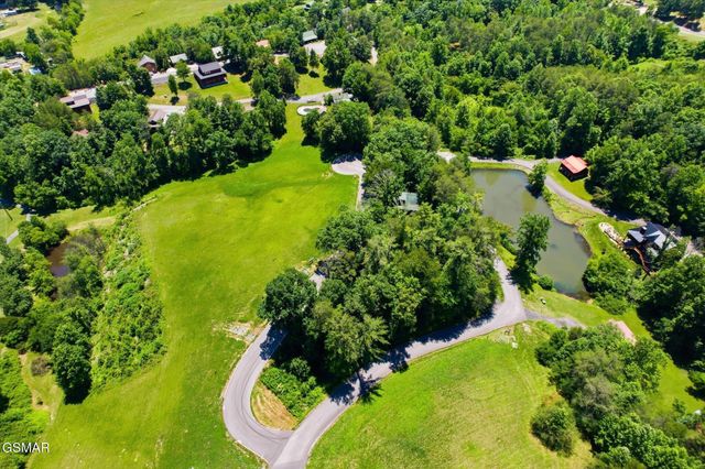 1 Max Ridge Lane, Sevierville, TN 37862