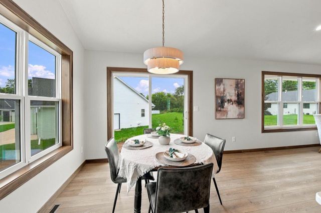 3577 BLACK SHEEP WAY, Green Bay, WI 54311