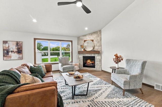 3577 BLACK SHEEP WAY, Green Bay, WI 54311