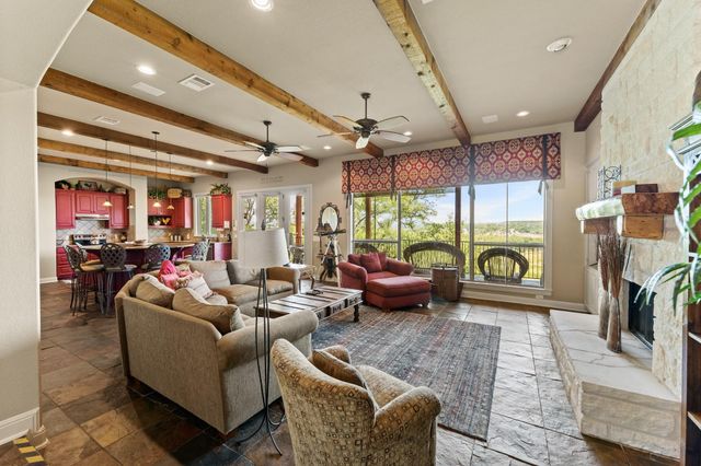 1017 Coventry RD, Spicewood, TX 78669