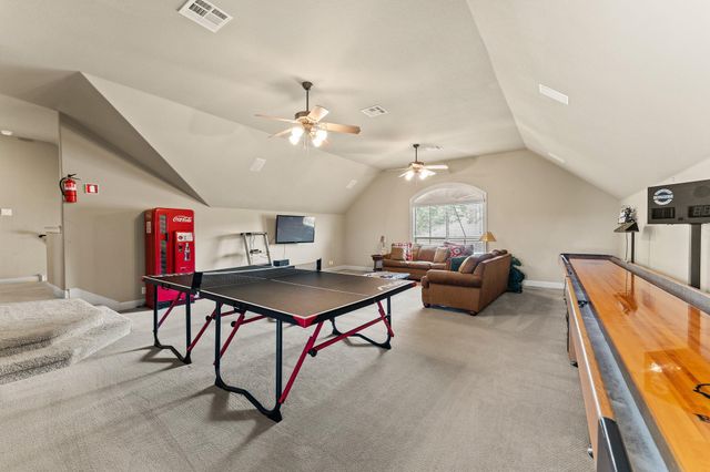 1017 Coventry RD, Spicewood, TX 78669
