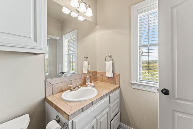 1017 Coventry RD, Spicewood, TX 78669