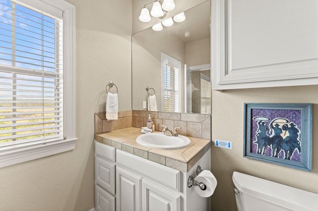 1017 Coventry RD, Spicewood, TX 78669