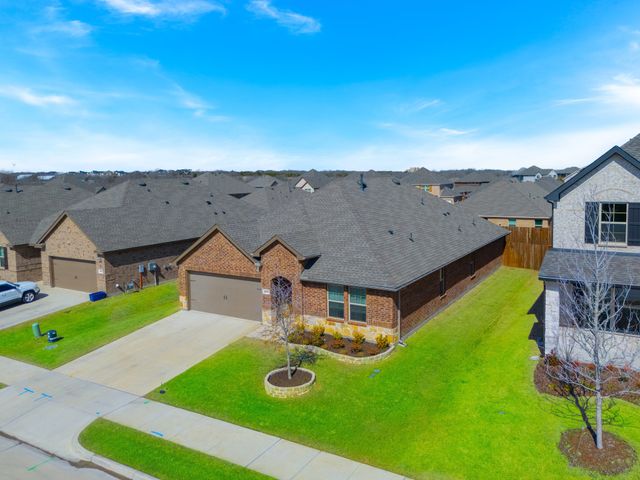 544 Spirehaven Drive, Fate, TX 75087