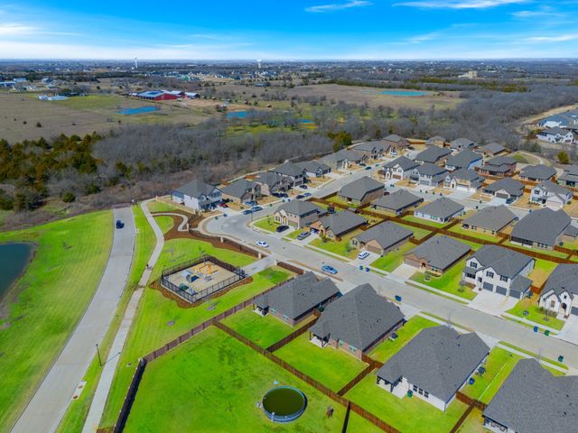 544 Spirehaven Drive, Fate, TX 75087