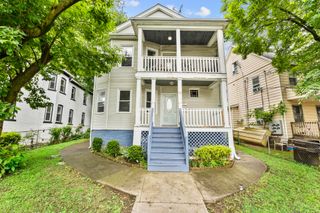 35 Southfield Avenue, Stamford, CT 06902
