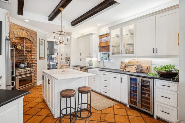 2805 Newburyport Avenue, Garland, TX 75044