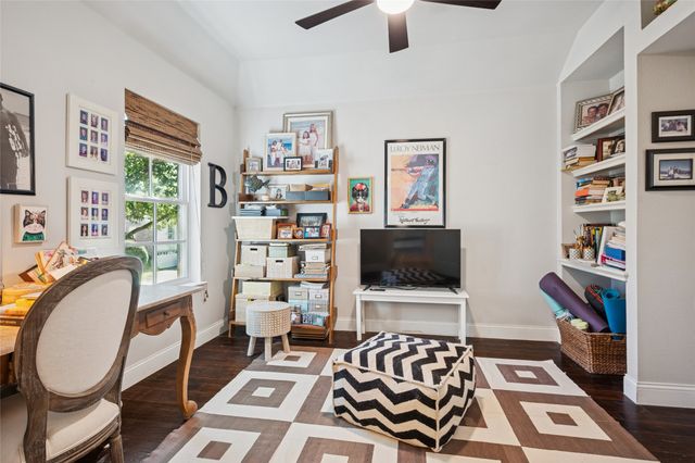 2805 Newburyport Avenue, Garland, TX 75044