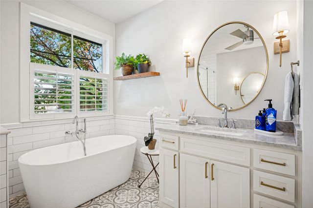 2805 Newburyport Avenue, Garland, TX 75044