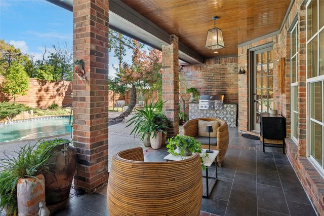 2805 Newburyport Avenue, Garland, TX 75044