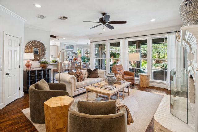 2805 Newburyport Avenue, Garland, TX 75044