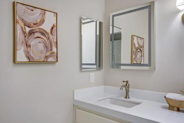 624 Partridge, Menlo Park, CA 94025