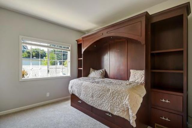 624 Partridge, Menlo Park, CA 94025