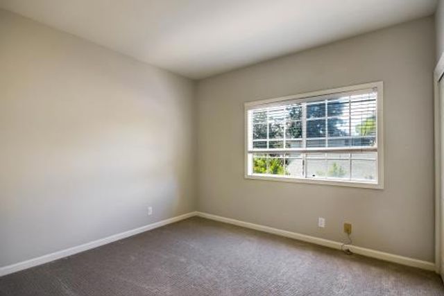 624 Partridge, Menlo Park, CA 94025