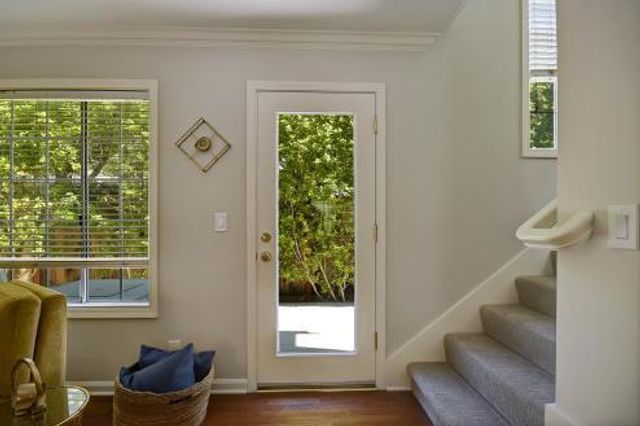 624 Partridge, Menlo Park, CA 94025