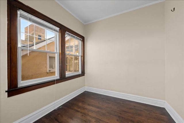 913 Green Bay Road 2N, Winnetka, IL 60093