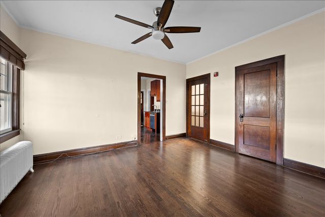 913 Green Bay Road 2N, Winnetka, IL 60093