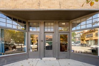 913 Green Bay Road 2N, Winnetka, IL 60093