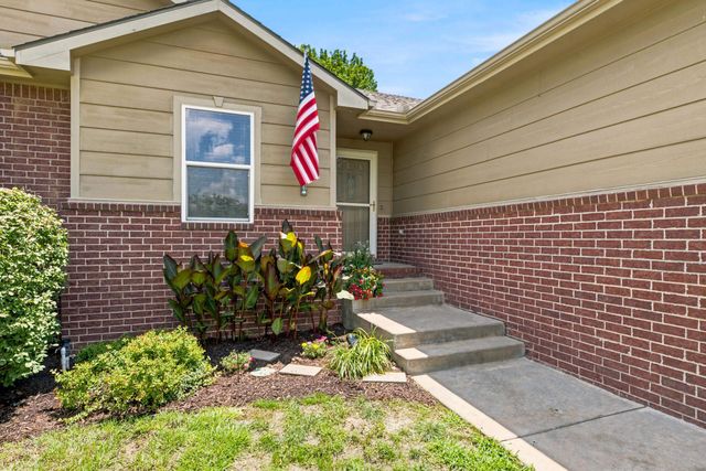2635 E Sunnyslope, Park City, KS 67219