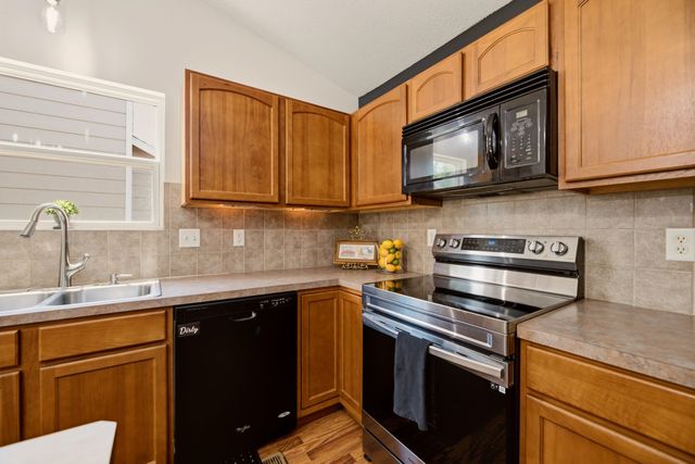 2635 E Sunnyslope, Park City, KS 67219