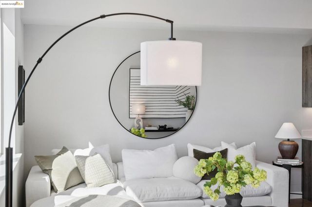 2400 Adeline ST 405, Oakland, CA 94607