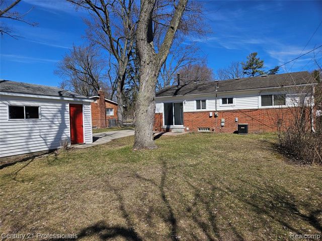 22023 W Brandon Street, Farmington Hills, MI 48336