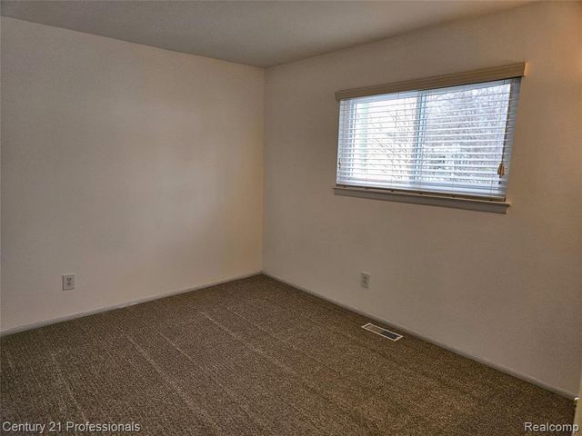 22023 W Brandon Street, Farmington Hills, MI 48336