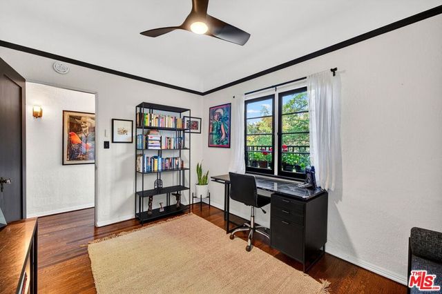 2368 Lake View Avenue, Los Angeles, CA 90039