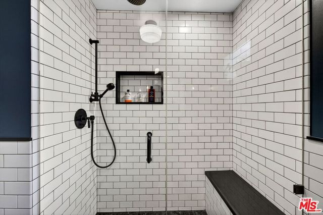 2368 Lake View Avenue, Los Angeles, CA 90039