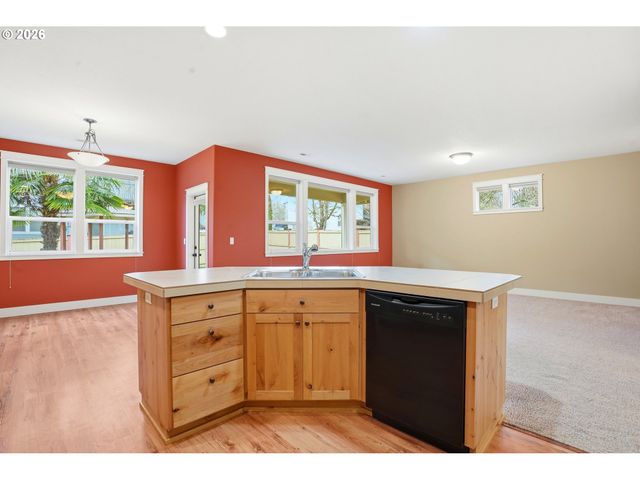 213 Sw BLUE HERON Ct, Mc Minnville, OR 97128