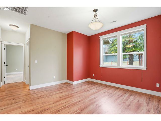 213 Sw BLUE HERON Ct, Mc Minnville, OR 97128