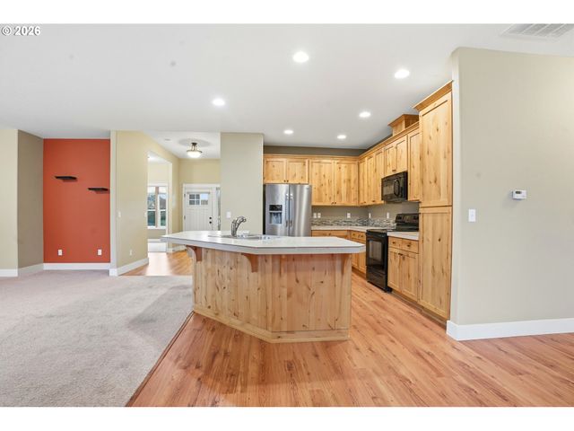 213 Sw BLUE HERON Ct, Mc Minnville, OR 97128