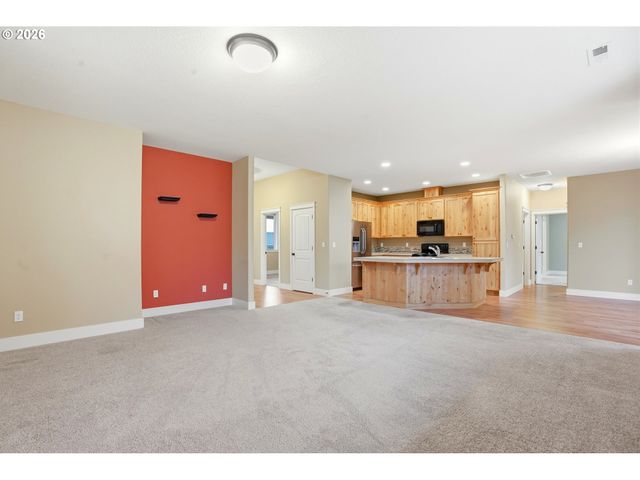 213 Sw BLUE HERON Ct, Mc Minnville, OR 97128