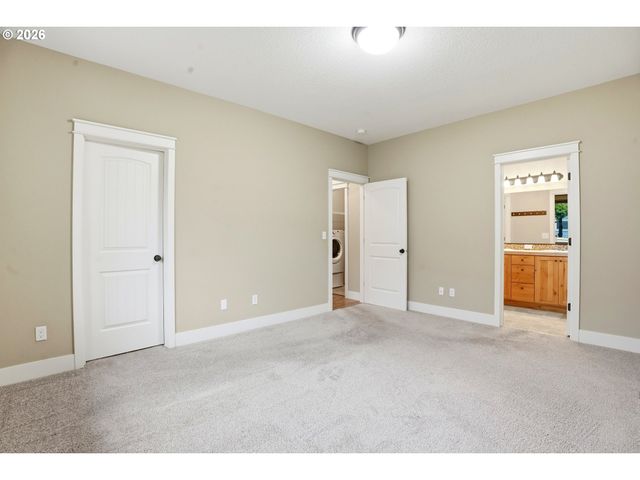 213 Sw BLUE HERON Ct, Mc Minnville, OR 97128