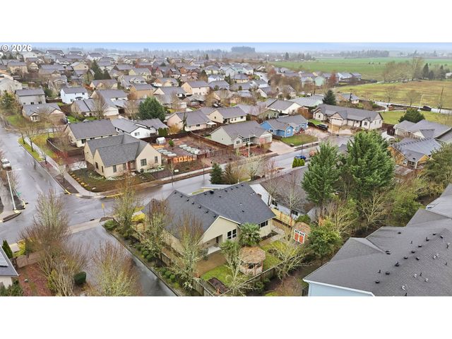 213 Sw BLUE HERON Ct, Mc Minnville, OR 97128