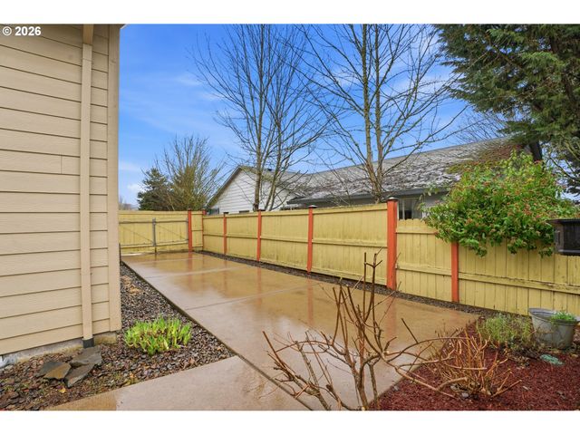 213 Sw BLUE HERON Ct, Mc Minnville, OR 97128