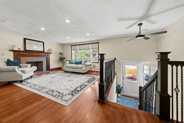 30 Marcia Road, Wilmington, MA 01887