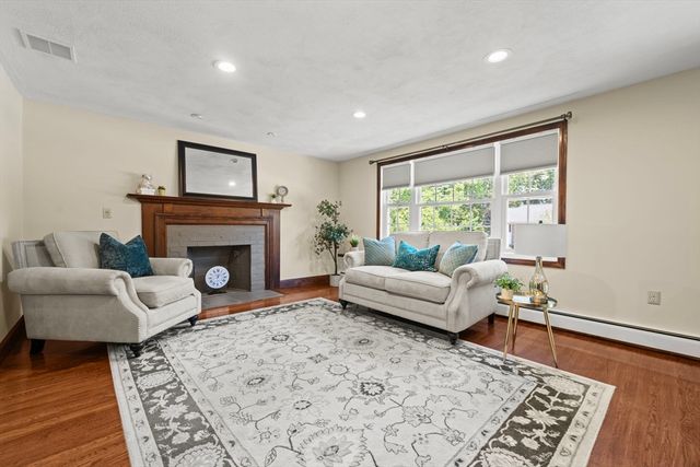 30 Marcia Road, Wilmington, MA 01887