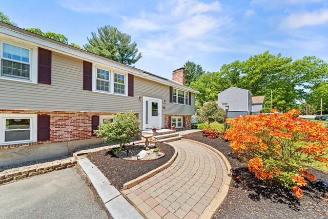 30 Marcia Road, Wilmington, MA 01887