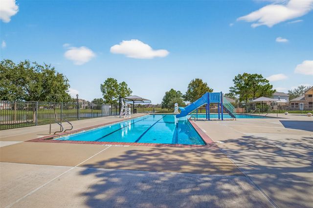 1608 Spring Glen Lane, Pearland, TX 77581