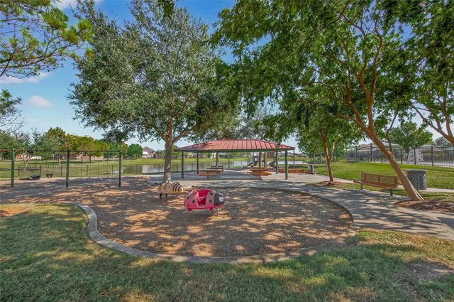 1608 Spring Glen Lane, Pearland, TX 77581