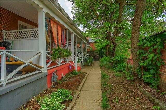 4023 Woolslayer Way, Bloomfield, PA 15224