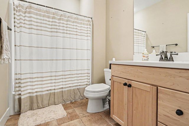 3411 Lake Chapin Drive, Oronoko Twp, MI 49103