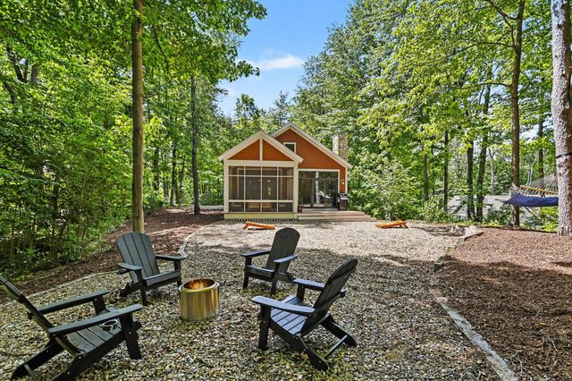 3411 Lake Chapin Drive, Oronoko Twp, MI 49103