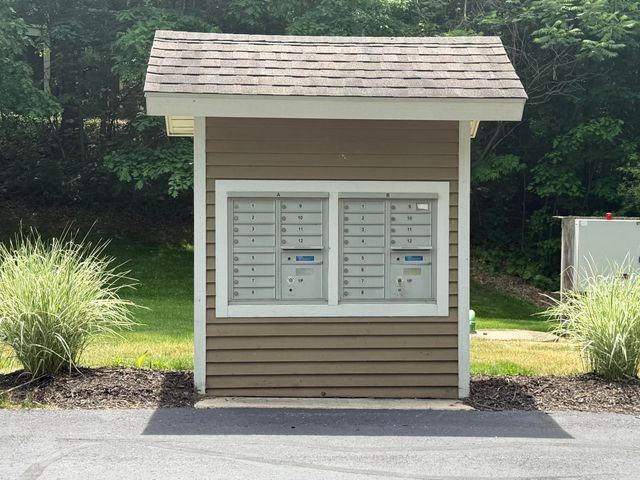 3411 Lake Chapin Drive, Oronoko Twp, MI 49103