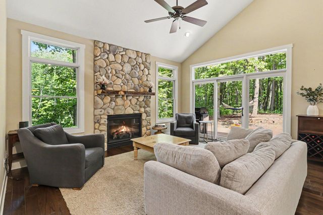 3411 Lake Chapin Drive, Oronoko Twp, MI 49103